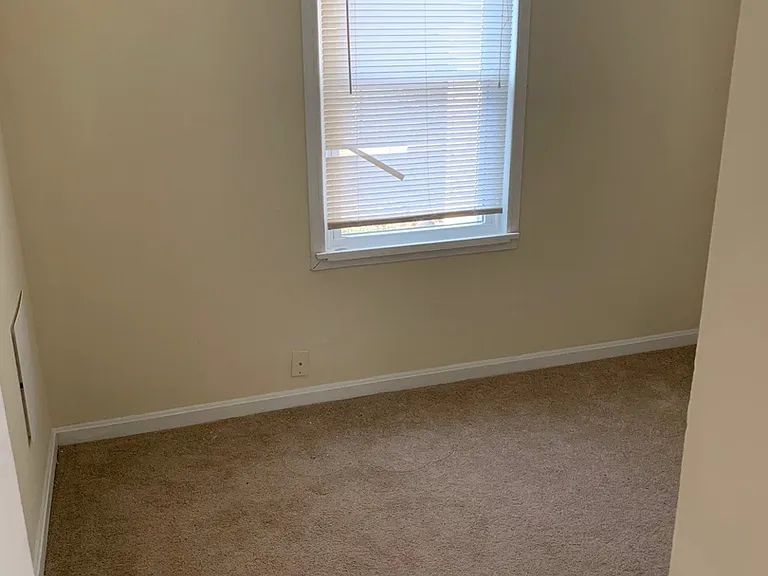 450 Cedar Dr — Photo 8