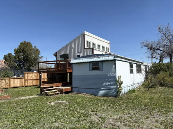 1612 N Daly Ave, Miles City, MT 59301