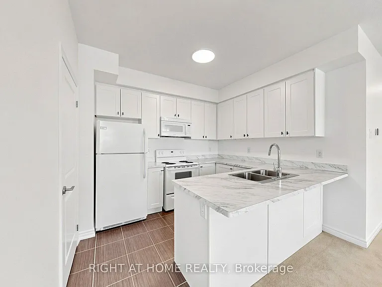 2333 Sawgrass Dr #205 — Photo 1