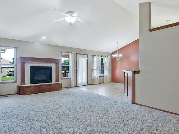 4th image of 906 W Onewood Ct