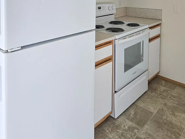 North Salem Apartment Complex With Washer/Dryer! ~ Camelot — Photo 49
