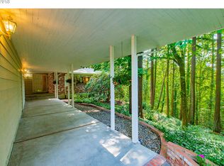2720 SW Garden View Ave, Portland, OR 97225