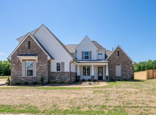 40 Grassy Hill Rd, Piperton, TN 38017