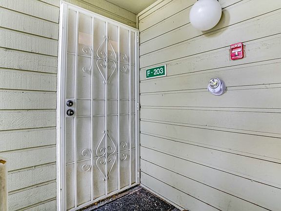 3rd image of 25720 114th Ave SE APT F203