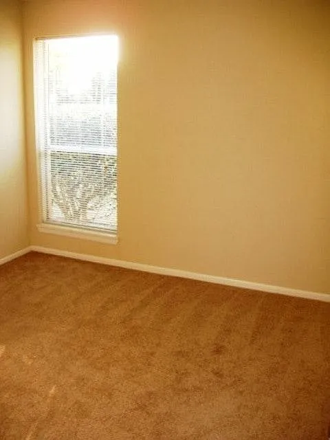 14826 Gladewick Drive — Photo 3