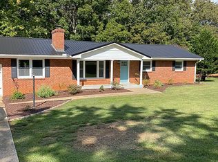 308 Shirley Dr, Lawrenceburg, TN 38464