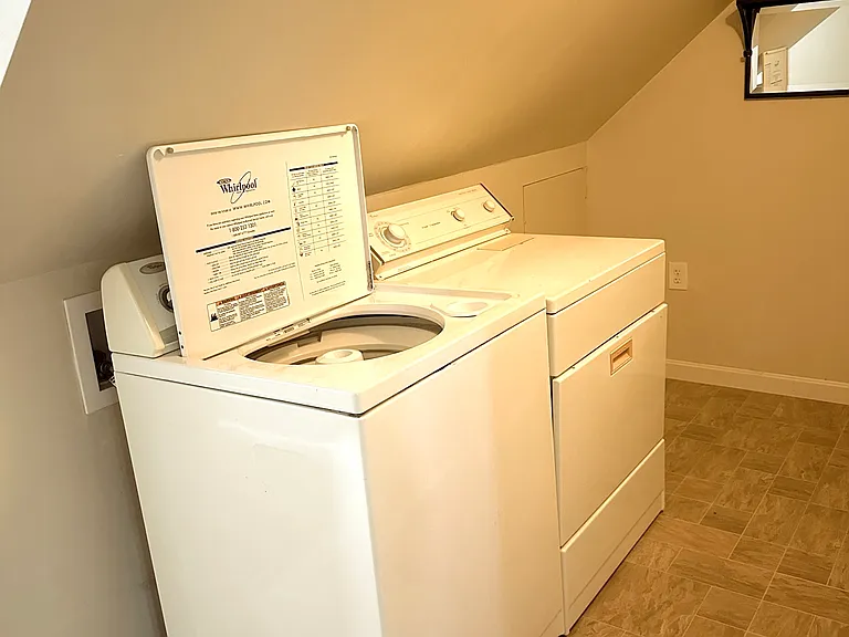 290 Alfred St #201 — Photo 17