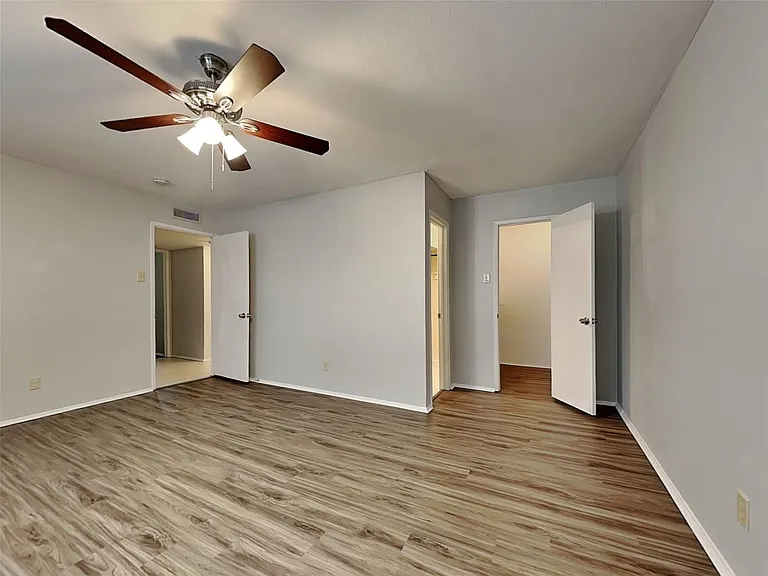 3326 Janwood Ln — Photo 10
