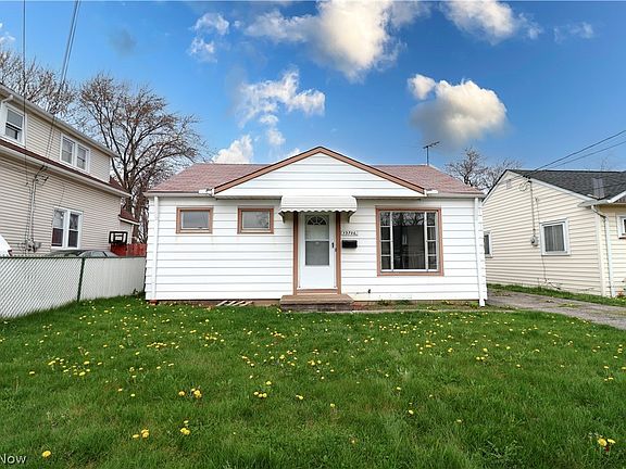 2nd image of 13706 Sprecher Ave