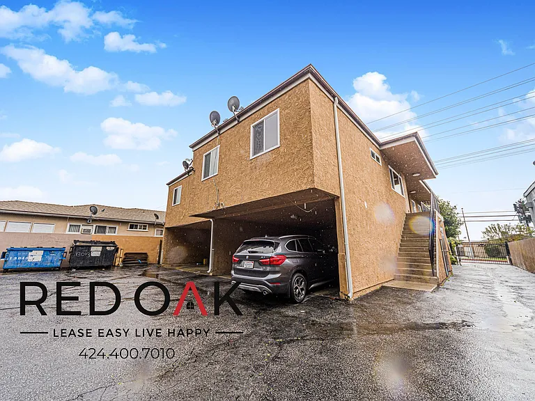 13043 Vanowen St #5 — Photo 15