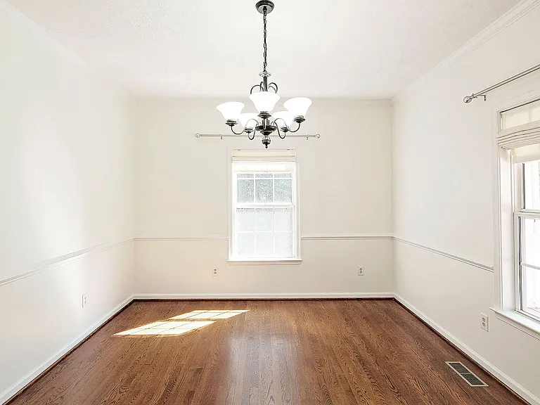 100 Fir Tree Ln — Photo 4