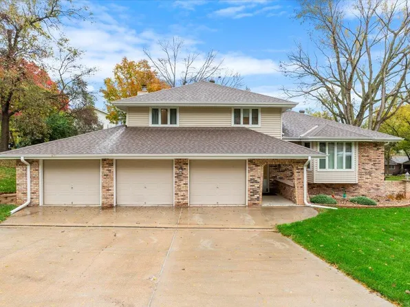 109 Dorset Ave, Council Bluffs, IA 51503