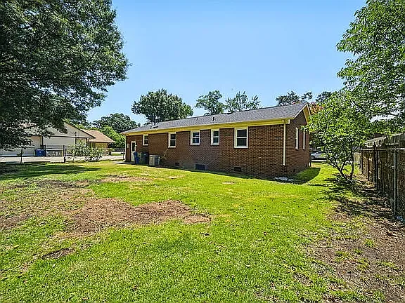 618 Euwanee Pl — Photo 10