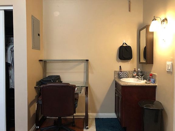 5th image of 1030 E Green St #22A