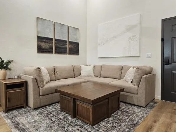 731 W 6th St S #104, Snowflake, AZ 85937