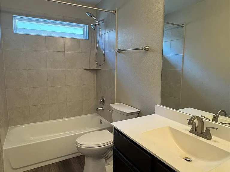 3831 W Alessano Ln — Photo 17