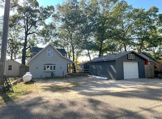 67080 Oxbow Dr, Constantine, MI 49042