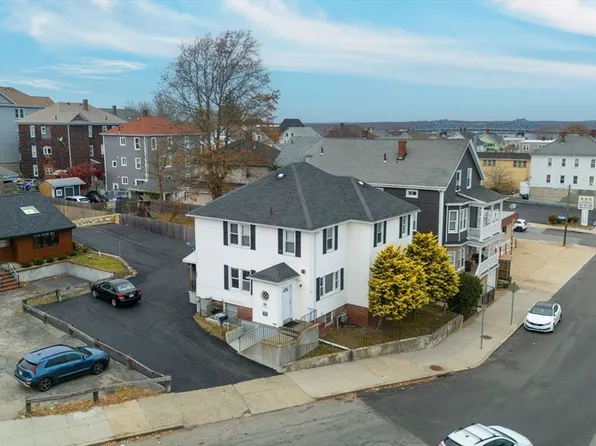 1039 S Main St, Fall River, MA 02724