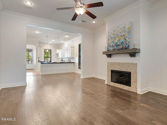 4th image of 118 Stonehurst Dr