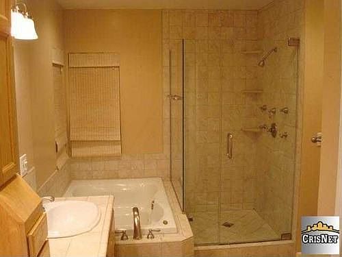 5th image of 6534 McLennan Ave
