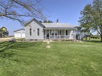 9010 E School Rd, Argenta, IL, 62501