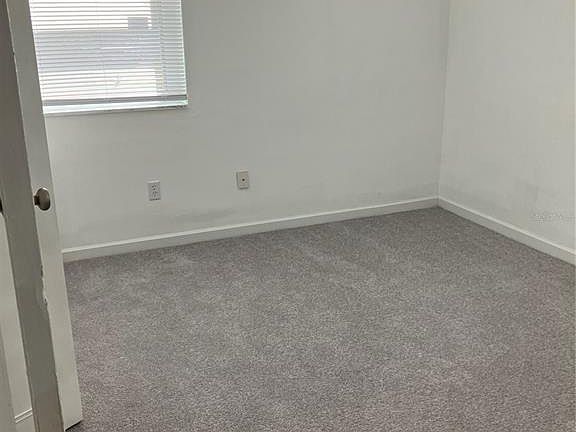 4th image of 2661 Kimberly Dr