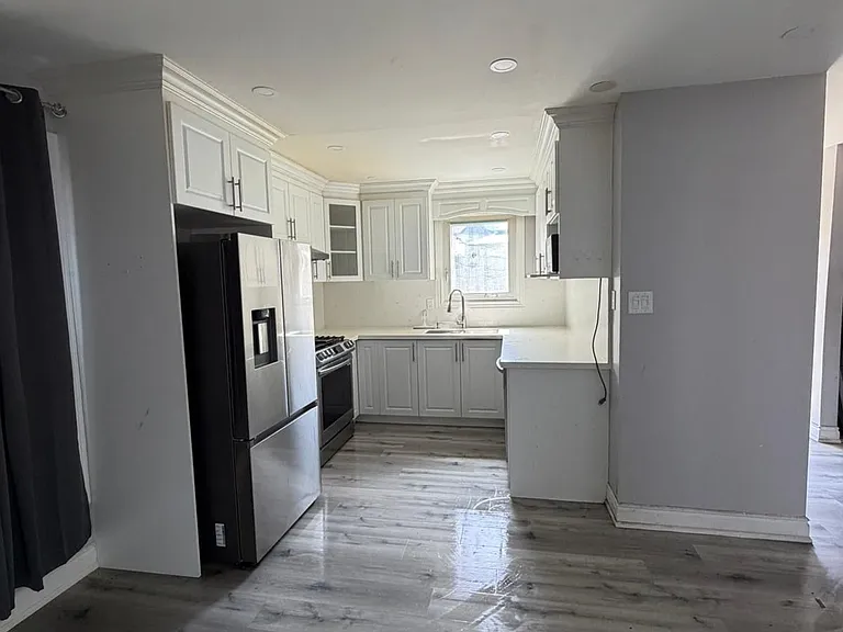 5 Herron Pl — Photo 3