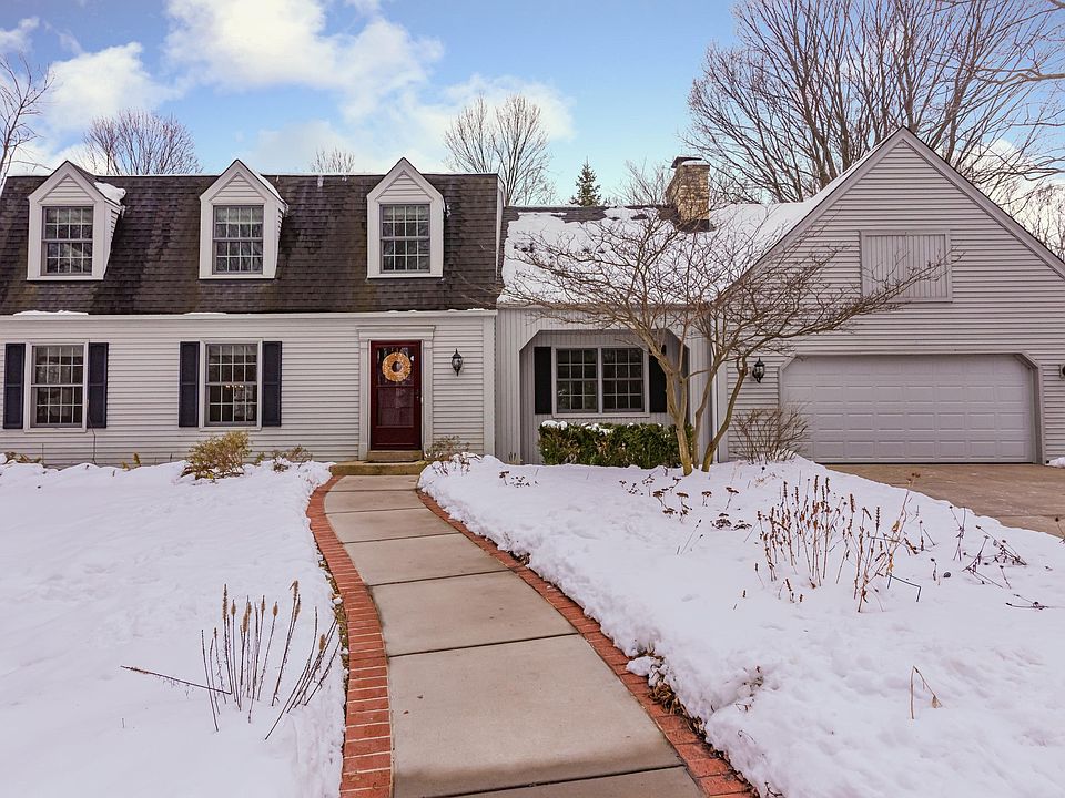 1st image of 7077 Glencoe Dr