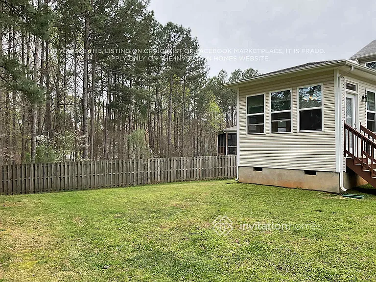 404 Ferry Ct — Photo 10