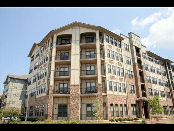 2nd image of 445 W Blount Ave APT 520