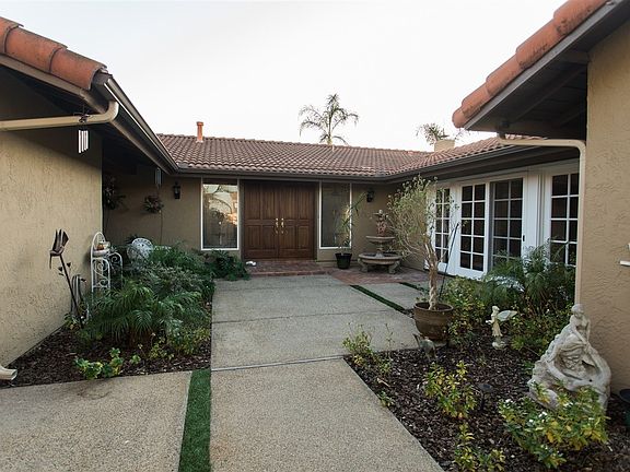 Front entrance courtyard, private and secure.