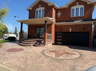 31 Flurry Cir, Brampton, ON L6X 0S8