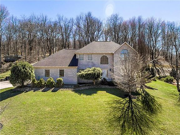 4th image of 108 Altermoor Dr