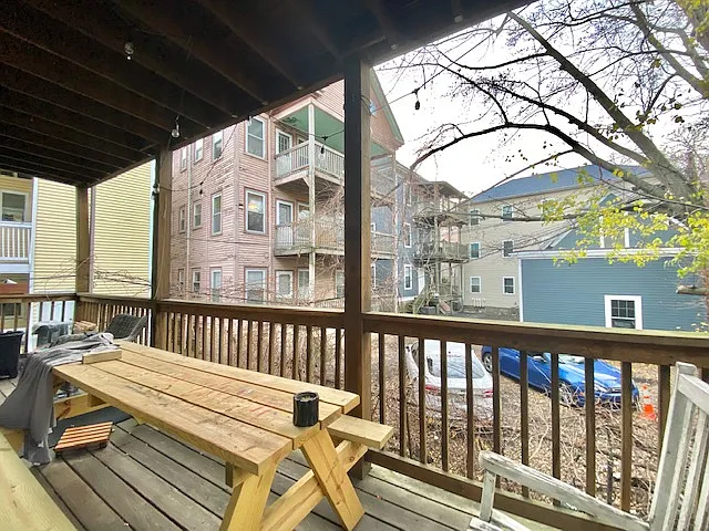 121 Calumet St — Photo 10