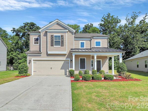 4523 Collingham Dr
