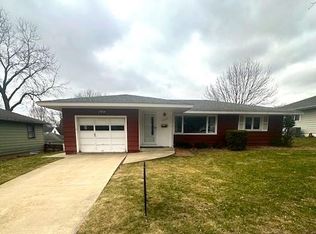 1427 14th Ave NE, Rochester, MN 55906