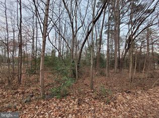 14 Forest Grove Rd, Colonial Beach, VA 22443