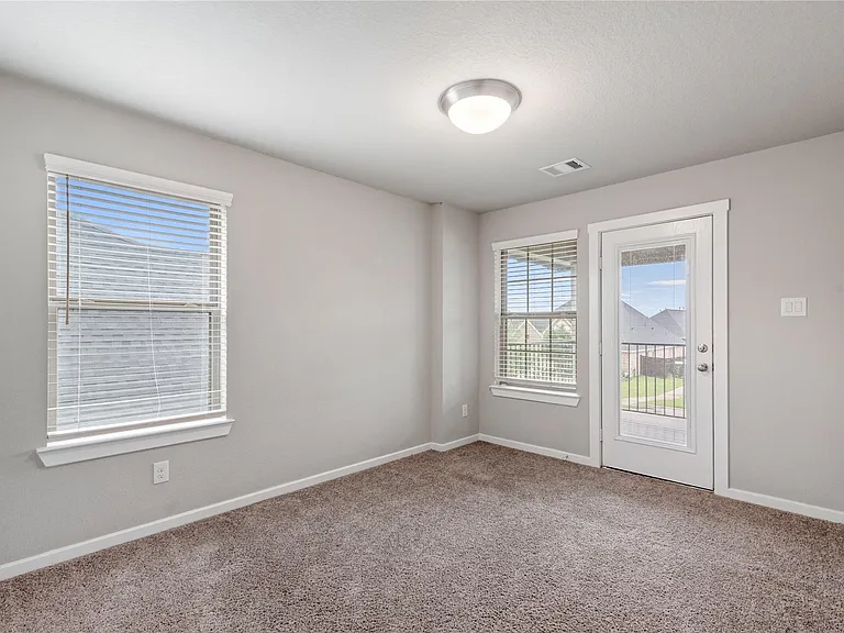 4702 Primrose Valley Ln — Photo 22