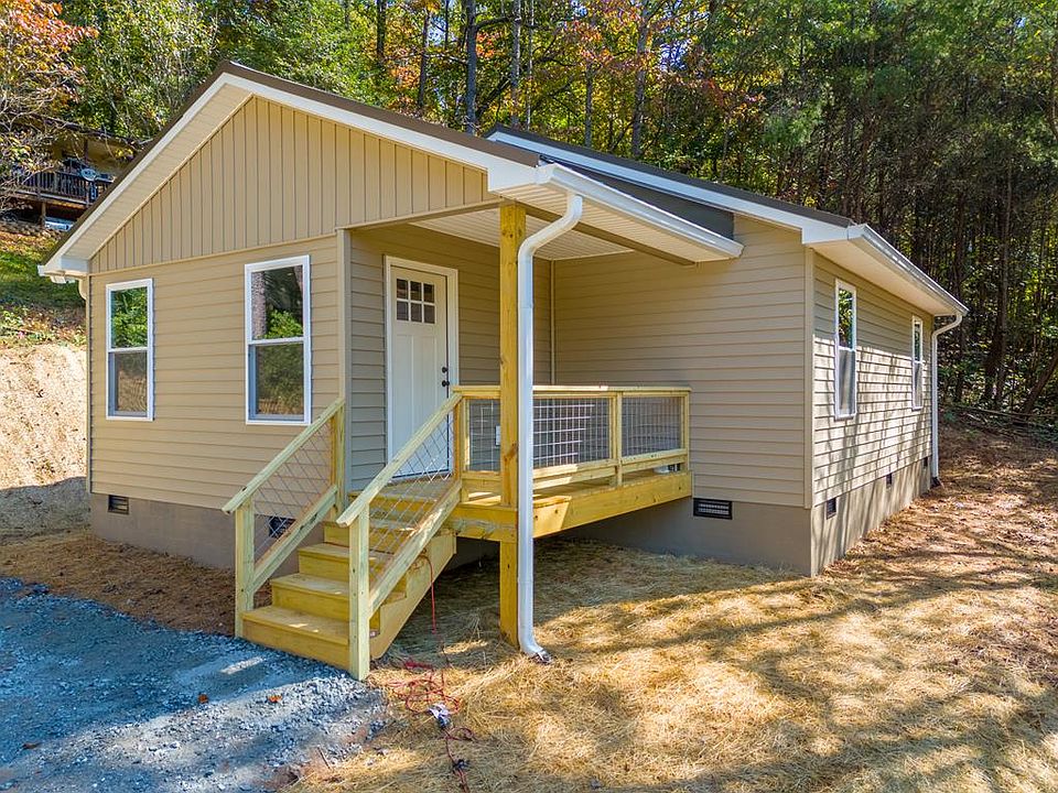 1st image of 180 Kingwood Cir