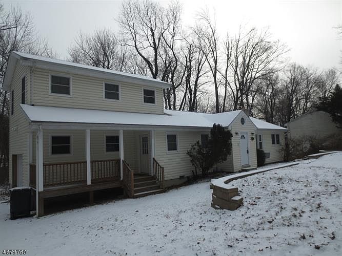 1st image of 126 E Lakeside Dr