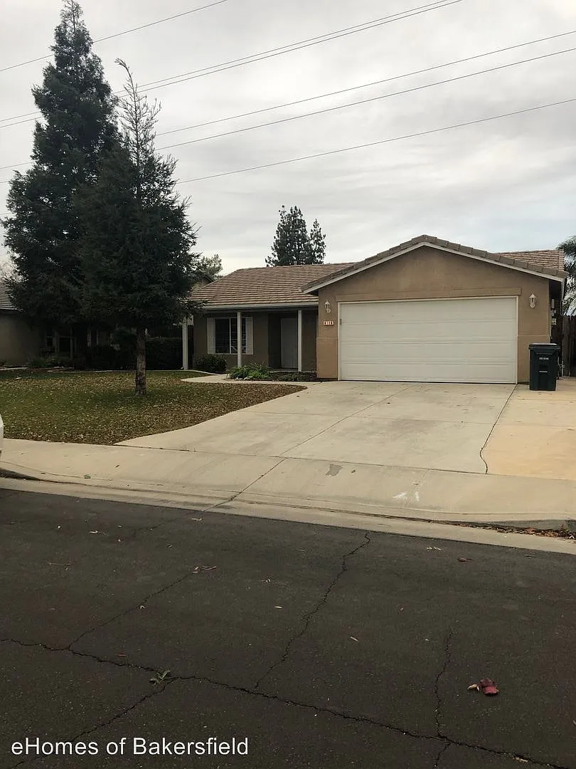 6106 Potenza Ln photo 1