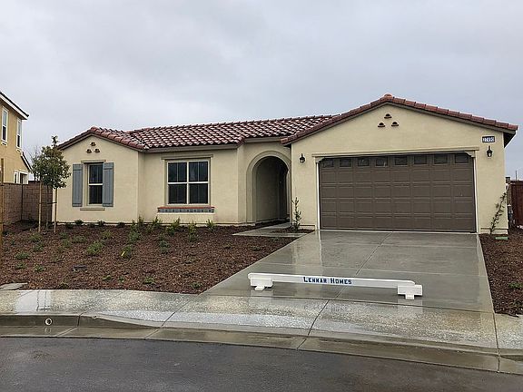 2nd image of 27490 Biscayne Dr