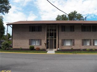 1001 Sanlin Dr, Coraopolis, PA 15108