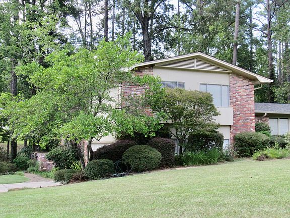 2nd image of 4935 Country Club Pl
