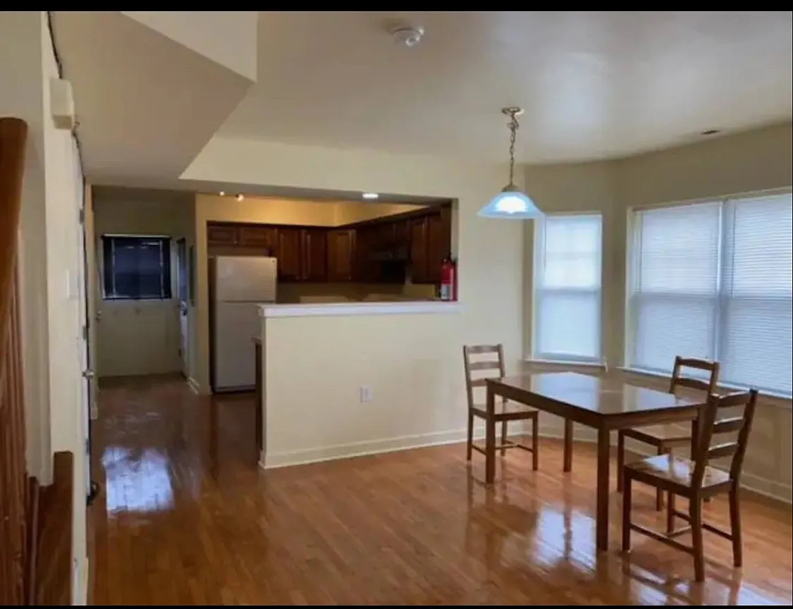 3 bed, 2.5 bath, 1773 sqft, $2,700 — Photo 3