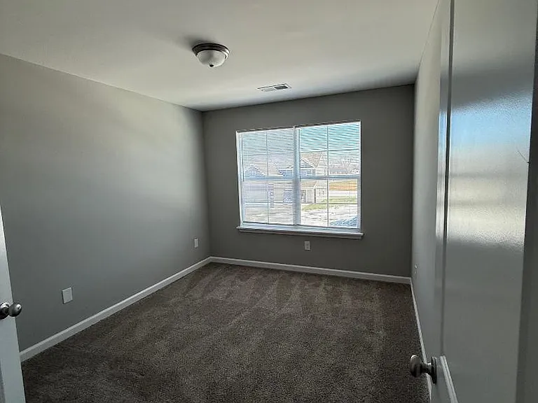 141 Candy Apple Ln — Photo 22