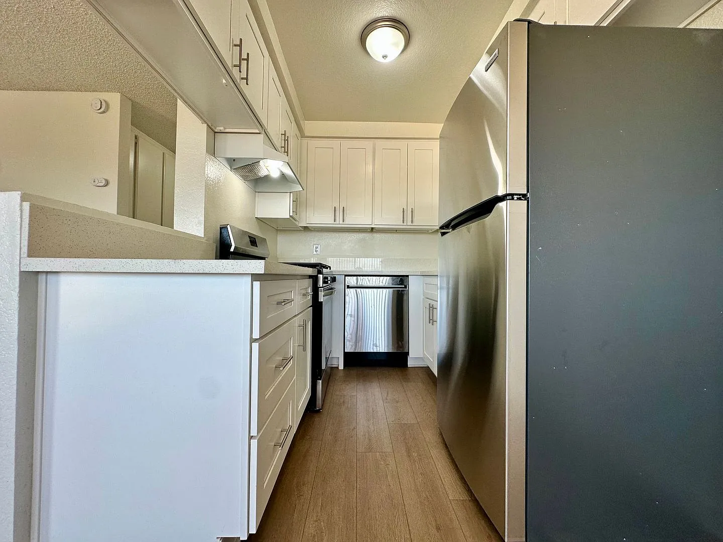 4513w — Photo 3