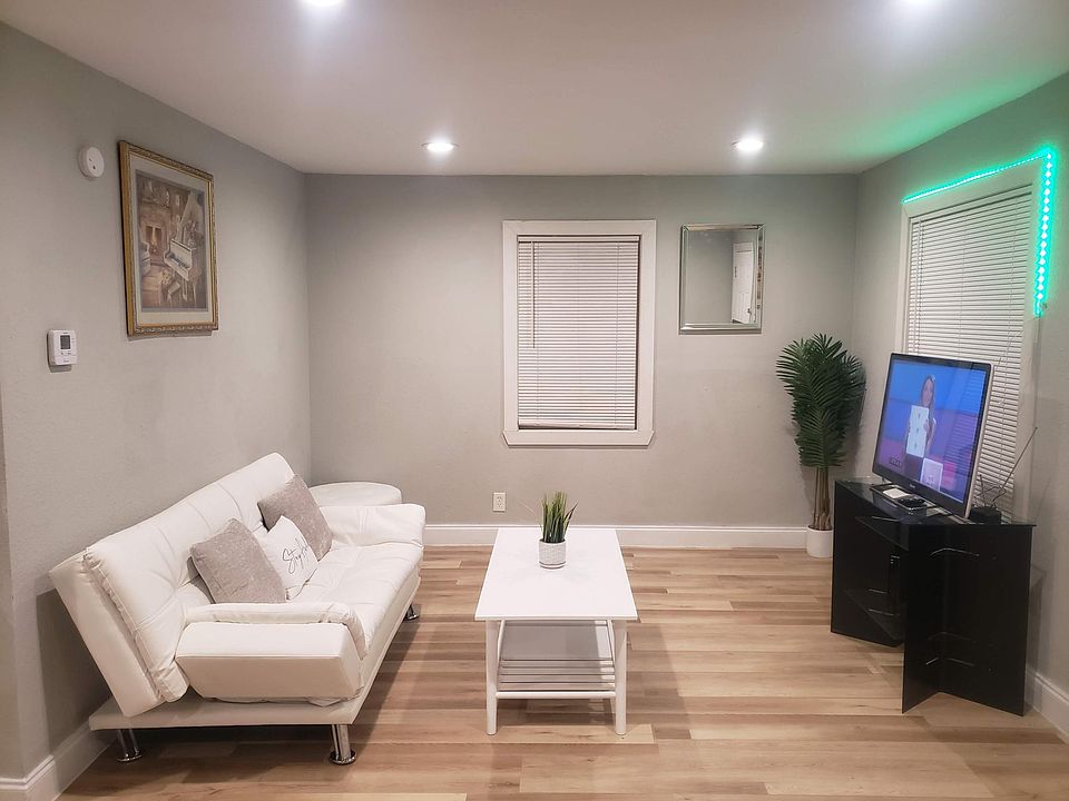 1st image of 5701 Mesa Cir