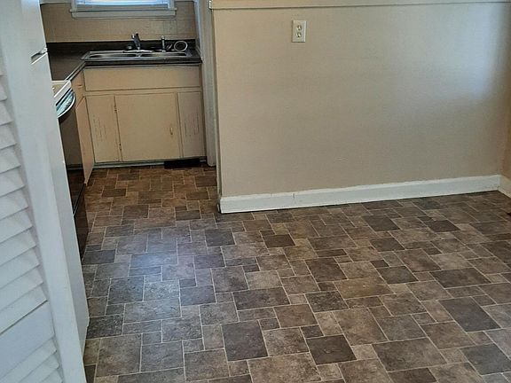 Dining Area, looking to kitchen, from near pantry