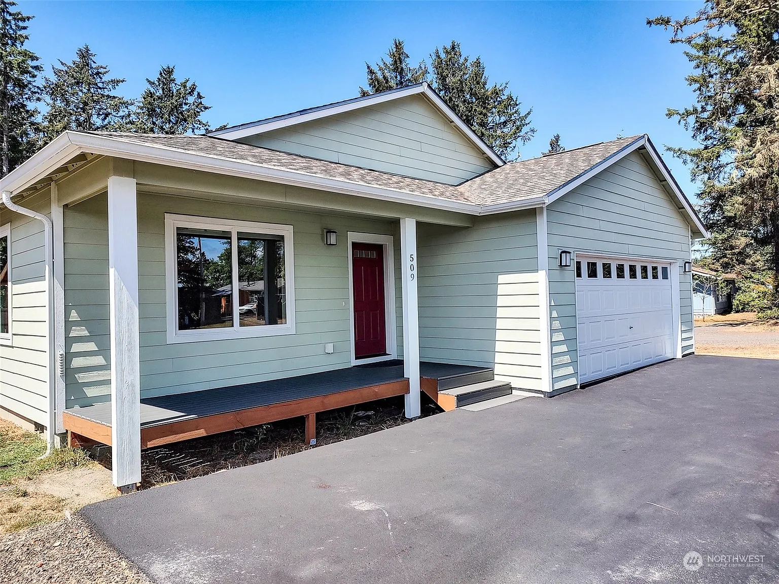 509 Mt Olympus Avenue SE photo 1